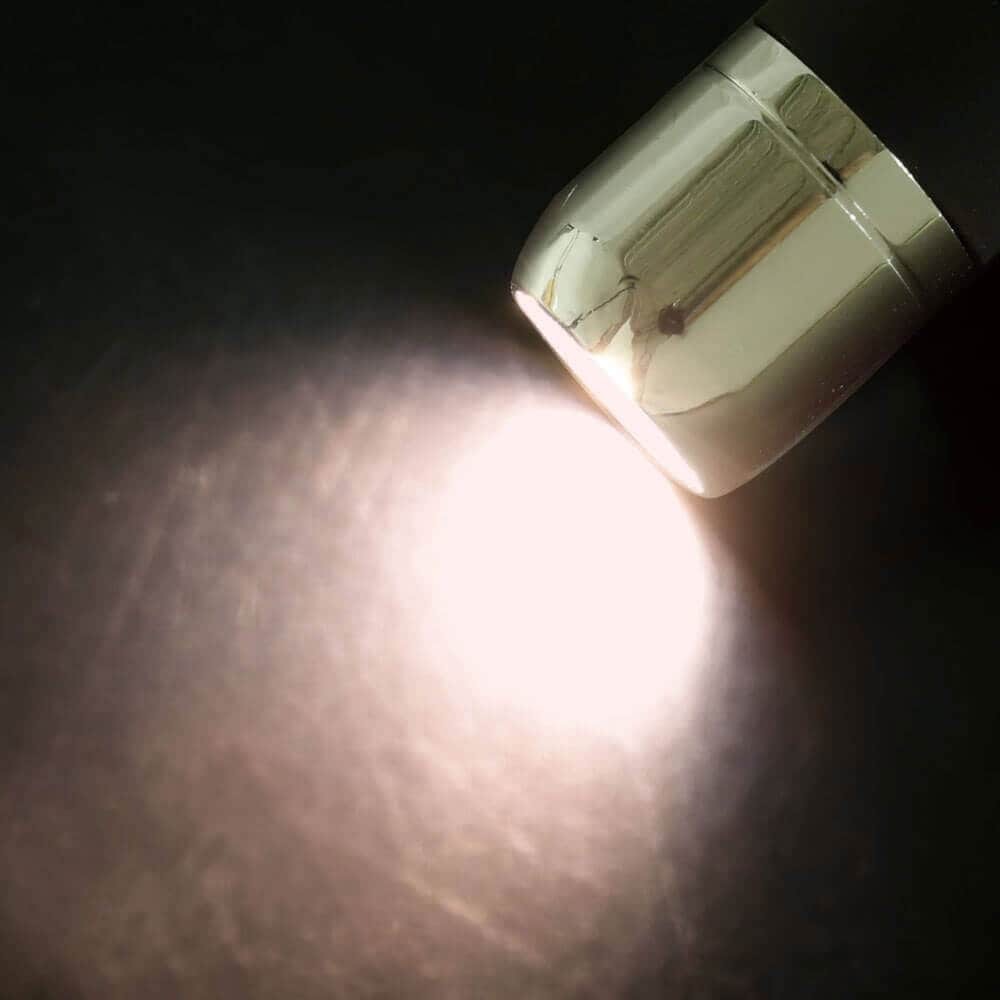 [預購] 輕量橡膠質感電筒筆（香檳金色）